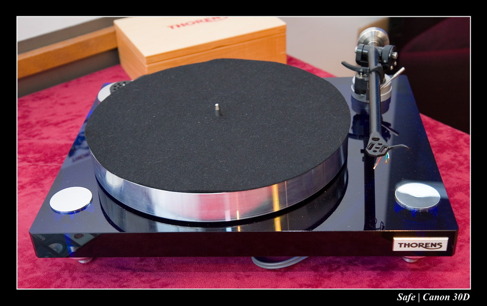 2006 - 10 - Salon hifi sofitel - 160